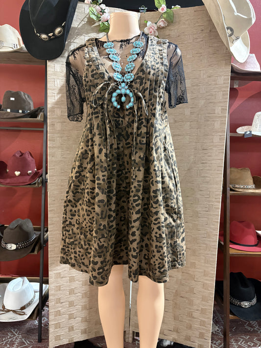 Leopard Overall shorts
